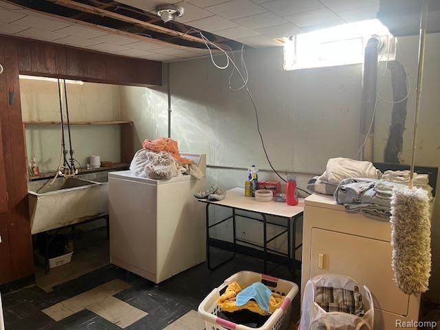 28830 Jane Street, Saint Clair Shores, MI 48081