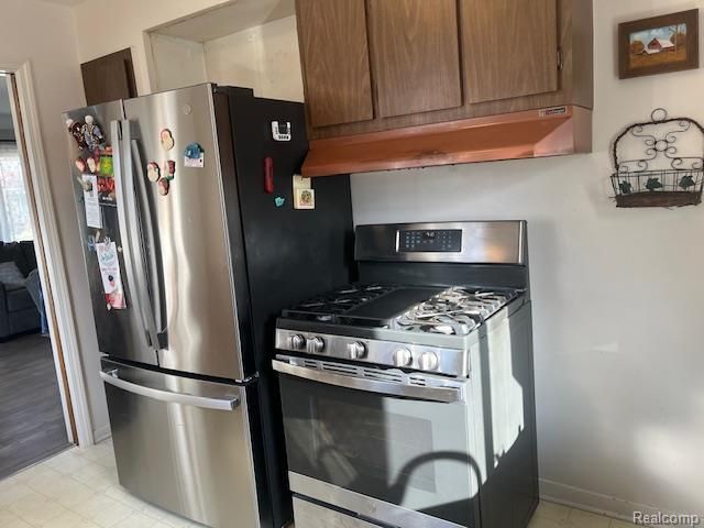 28830 Jane Street, Saint Clair Shores, MI 48081