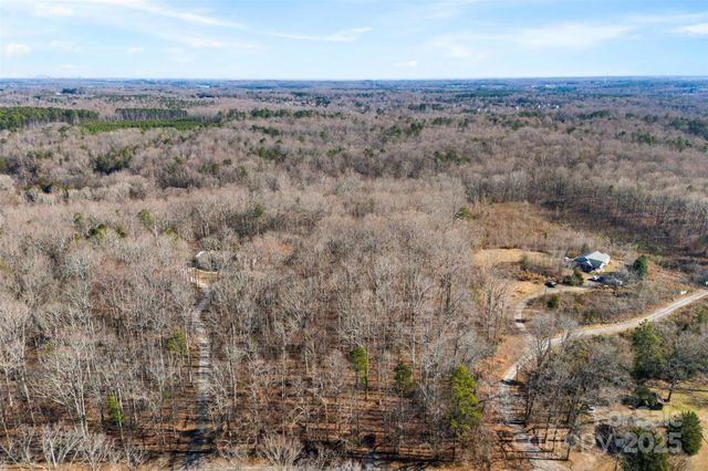 9999 Oakridge Road, Lake Wylie, SC 29710