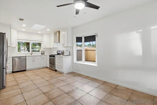 6453 Amberly Street, San Diego, CA 92120