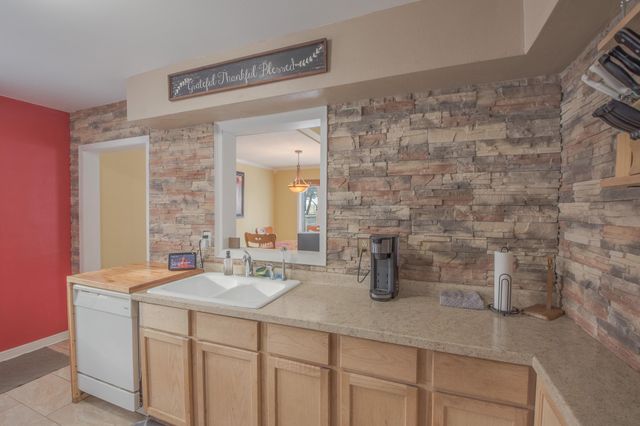 845 36th Avenue N, Saint Cloud, MN 56303