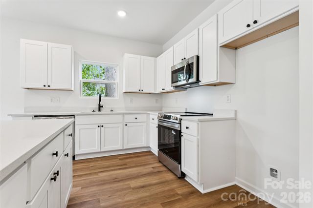 1004 Oak Hill Drive, Monroe, NC 28112