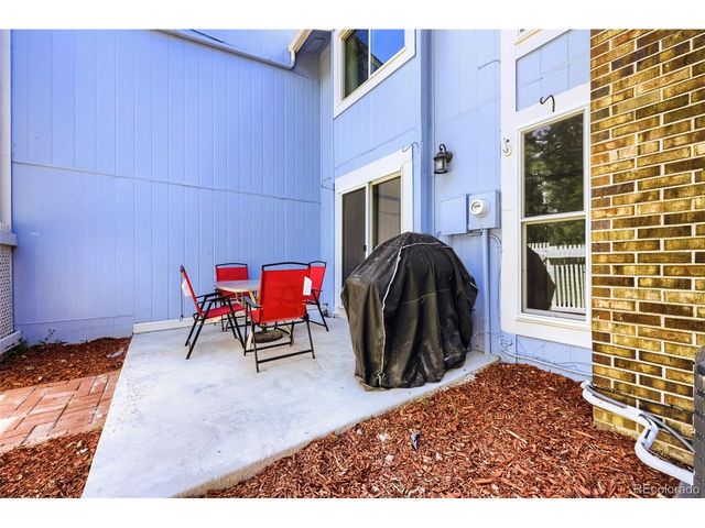 3055 S Macon Cir, Aurora, CO 80014