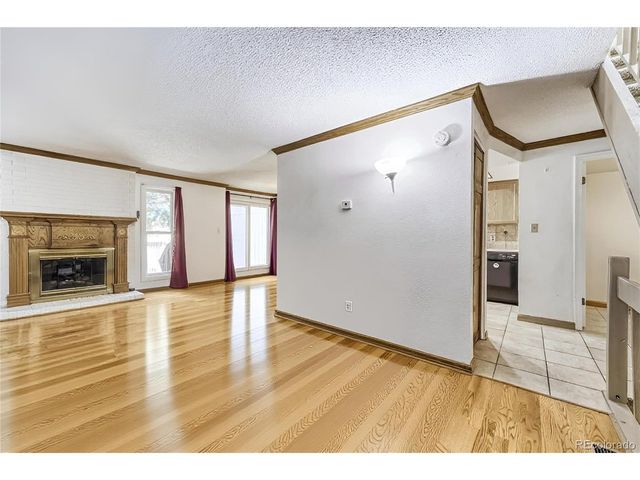 3055 S Macon Cir, Aurora, CO 80014