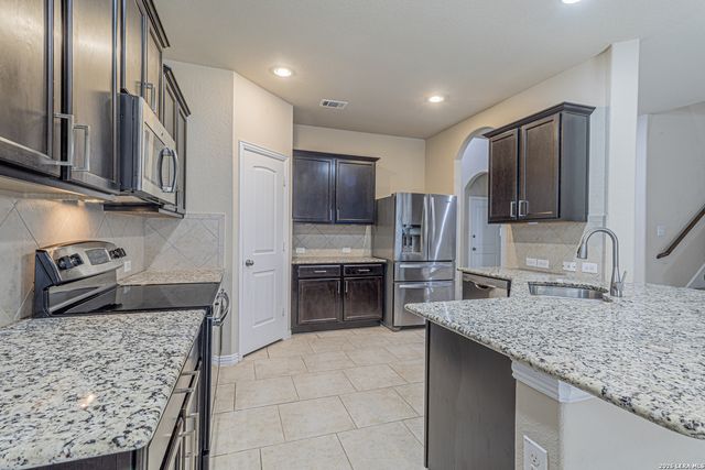 216 Campfire Way, Cibolo, TX 78108