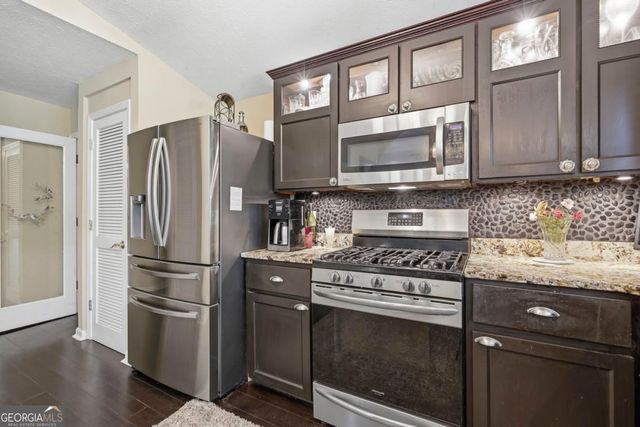 240 Quesenberry Drive, Eatonton, GA 31024