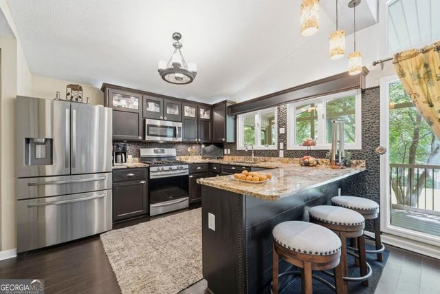 240 Quesenberry Drive, Eatonton, GA 31024