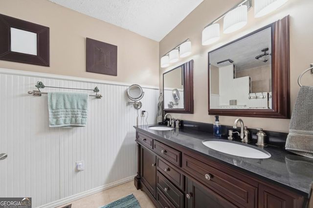 240 Quesenberry Drive, Eatonton, GA 31024