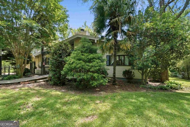 240 Quesenberry Drive, Eatonton, GA 31024