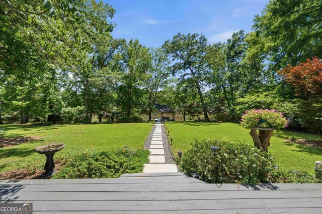 240 Quesenberry Drive, Eatonton, GA 31024