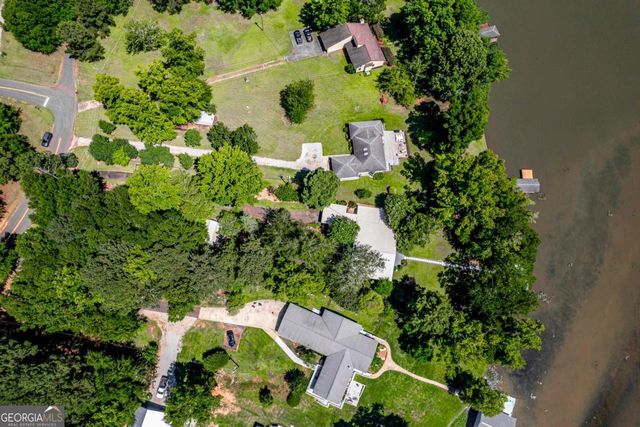 240 Quesenberry Drive, Eatonton, GA 31024