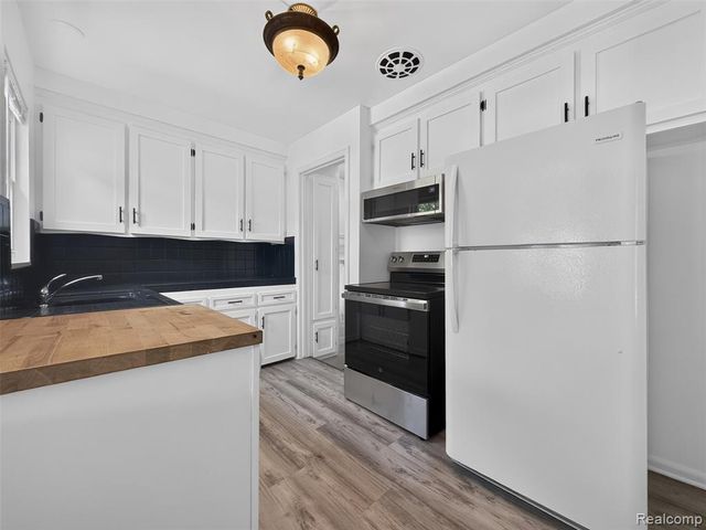2507 Windemere Road, Birmingham, MI 48009
