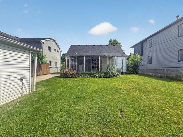 2507 Windemere Road, Birmingham, MI 48009