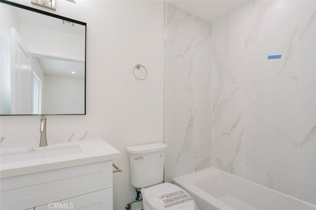 5738 Beck Avenue, North Hollywood, CA 91601