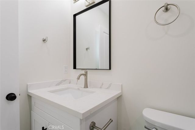 5738 Beck Avenue, North Hollywood, CA 91601