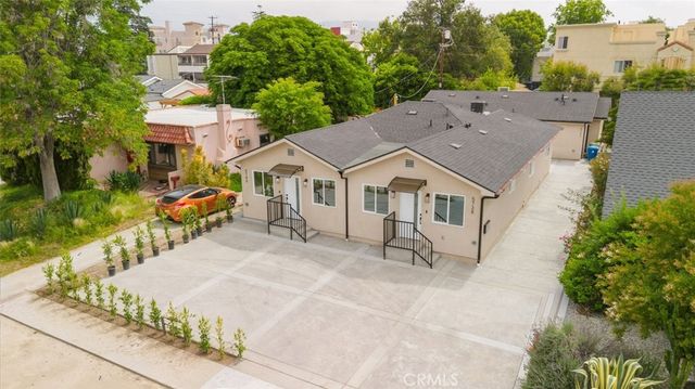 5738 Beck Avenue, North Hollywood, CA 91601