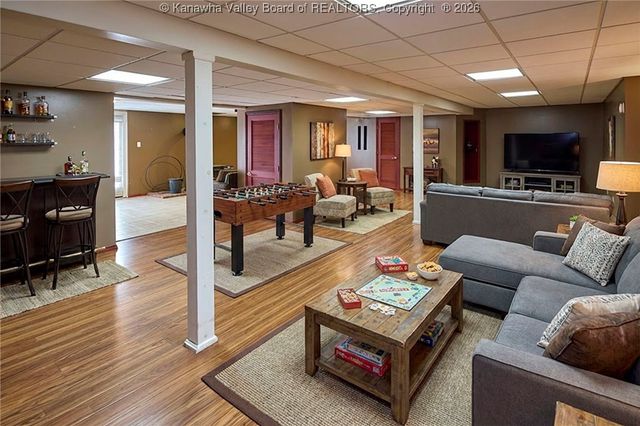 229 Deerfield Drive, Winfield, WV 25213