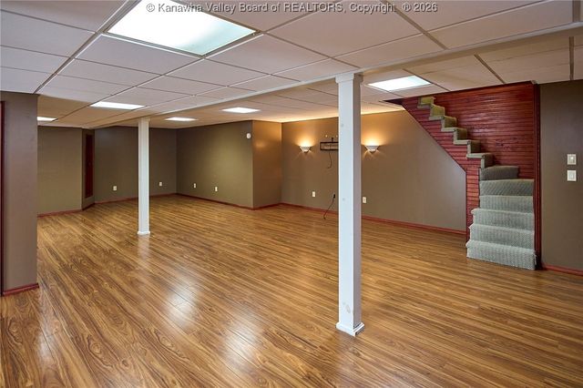 229 Deerfield Drive, Winfield, WV 25213