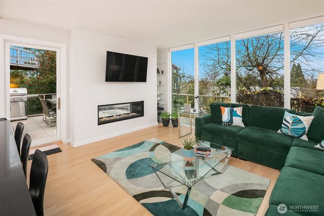 4721 45th Avenue NE, Seattle, WA 98105