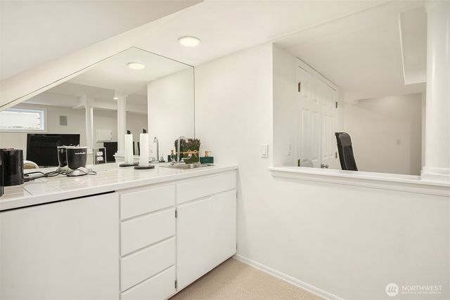 4721 45th Avenue NE, Seattle, WA 98105