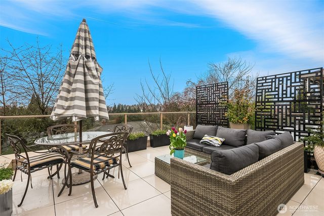 4721 45th Avenue NE, Seattle, WA 98105