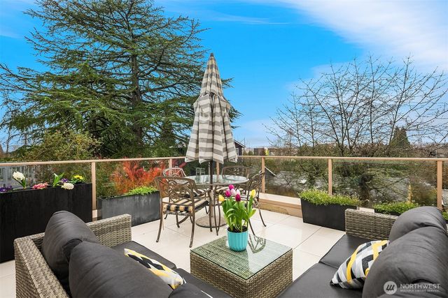 4721 45th Avenue NE, Seattle, WA 98105