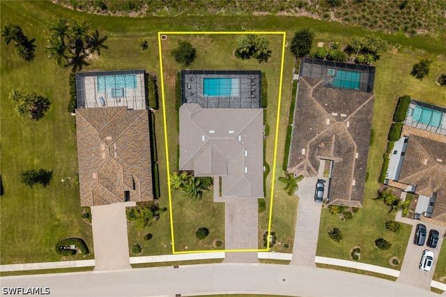 17414 Elkgrove LN, Estero, FL 33928