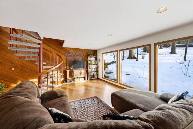 4215 Wanetah Trail, Madison, WI 53711