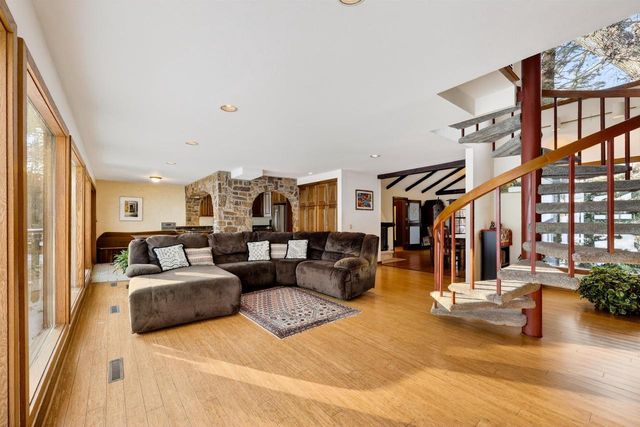 4215 Wanetah Trail, Madison, WI 53711