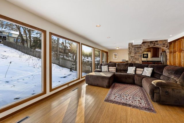 4215 Wanetah Trail, Madison, WI 53711