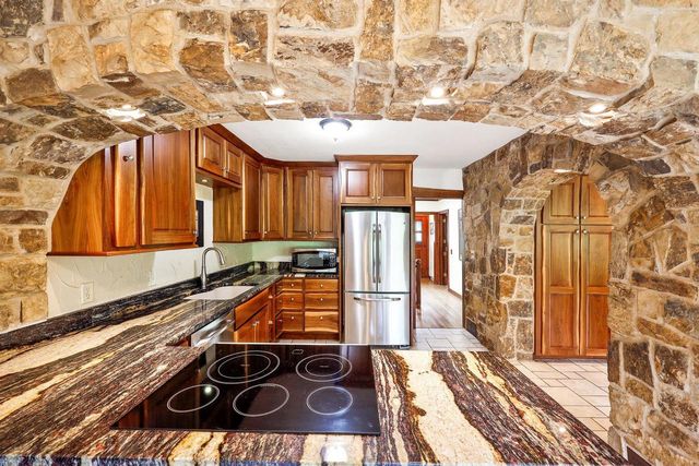 4215 Wanetah Trail, Madison, WI 53711