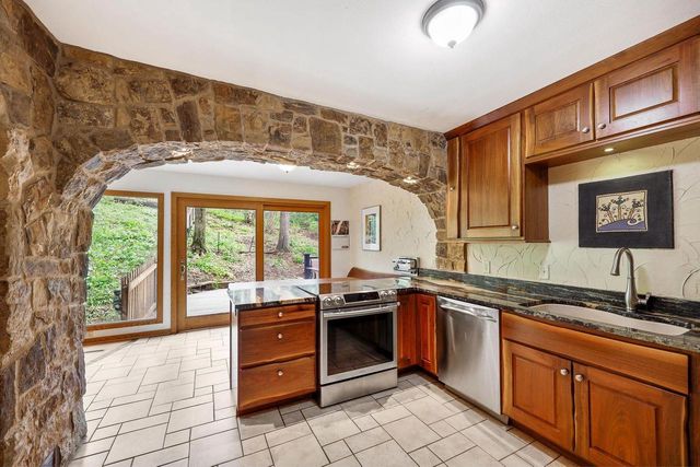 4215 Wanetah Trail, Madison, WI 53711