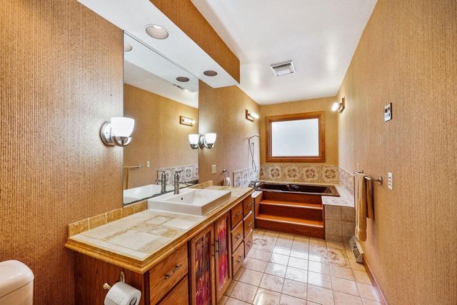 4215 Wanetah Trail, Madison, WI 53711