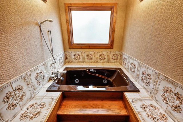 4215 Wanetah Trail, Madison, WI 53711