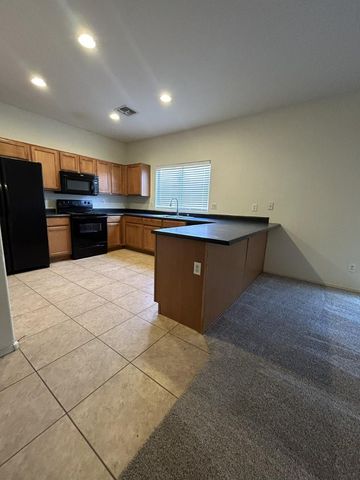 10035 W Parkway Drive, Tolleson, AZ 85353