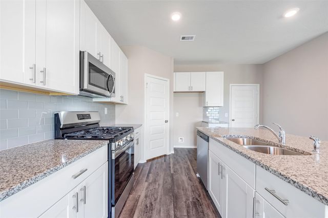 21803 Colonial Meadow Creek Trail, Waller, TX 77484