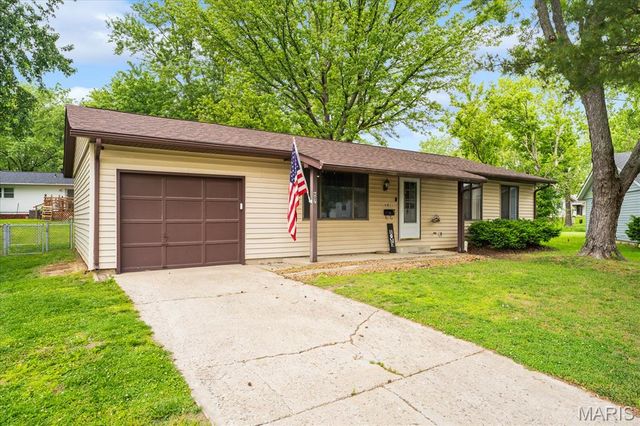 607 Linden Court, O'fallon, IL 62269