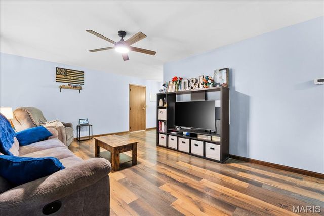 607 Linden Court, O'fallon, IL 62269