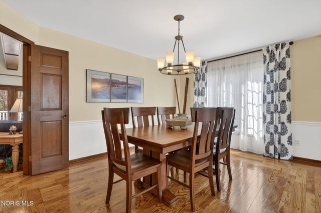 4819 Whitebirch Court, Sylvania, OH 43560