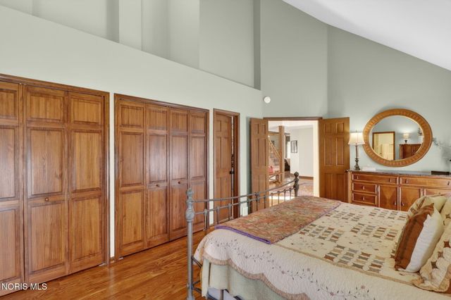 4819 Whitebirch Court, Sylvania, OH 43560