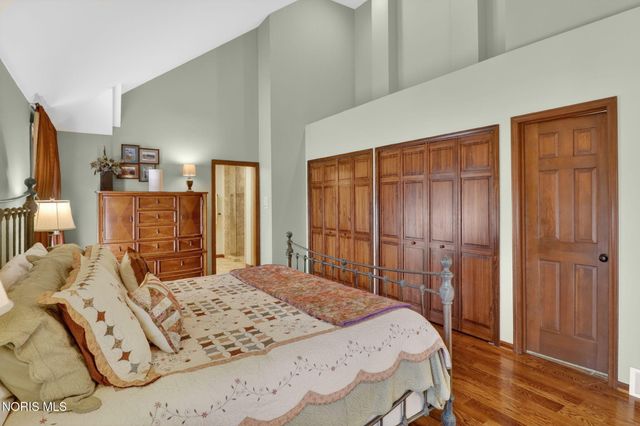 4819 Whitebirch Court, Sylvania, OH 43560