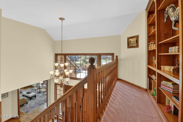 4819 Whitebirch Court, Sylvania, OH 43560