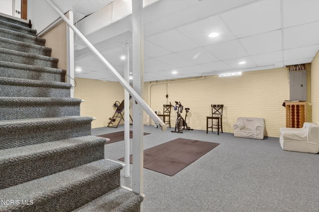 4819 Whitebirch Court, Sylvania, OH 43560