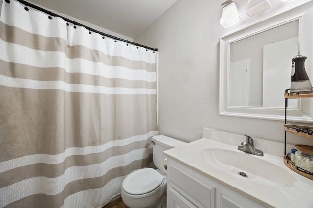 6410 Elm Springs Drive, Arlington, TX 76001