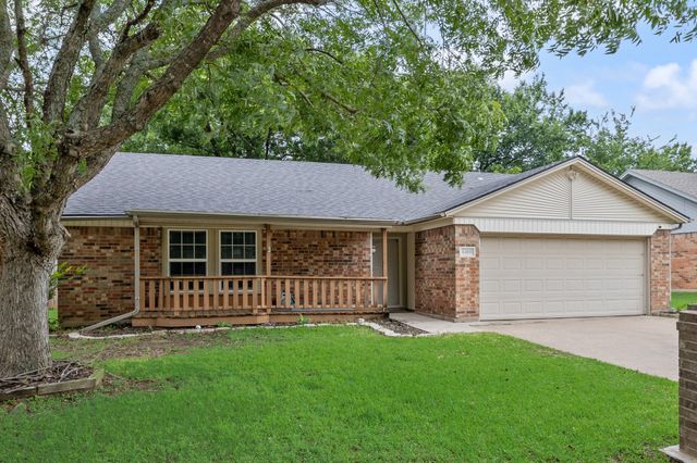 6410 Elm Springs Drive, Arlington, TX 76001