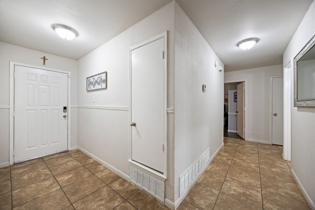 6410 Elm Springs Drive, Arlington, TX 76001