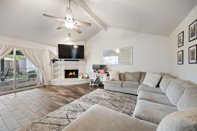 6410 Elm Springs Drive, Arlington, TX 76001