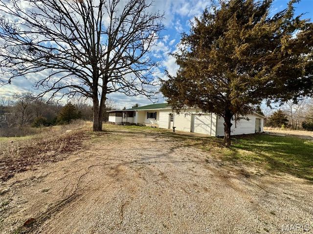 12811 Highway 64, Lebanon, MO 65536