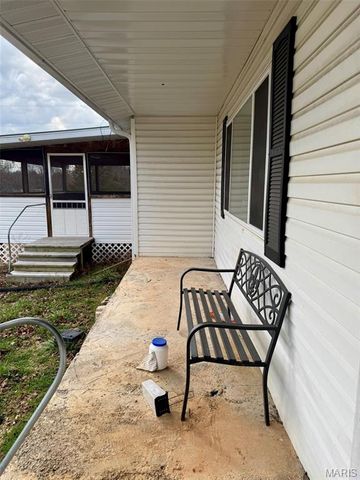 12811 Highway 64, Lebanon, MO 65536