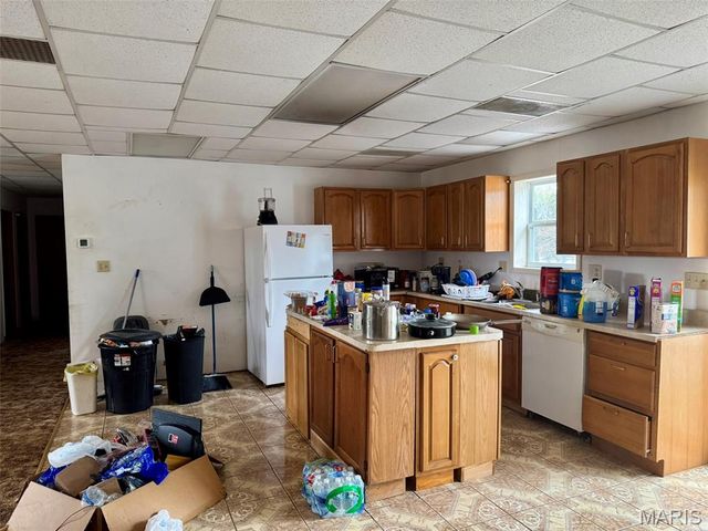 12811 Highway 64, Lebanon, MO 65536